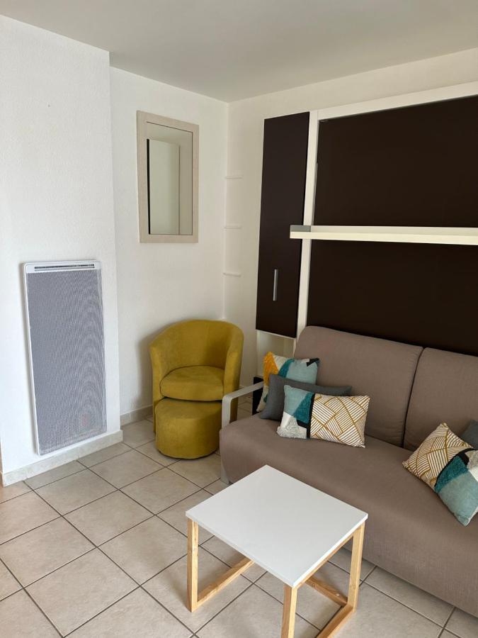 Vue Sur Le Port Apartman Agde Kültér fotó
