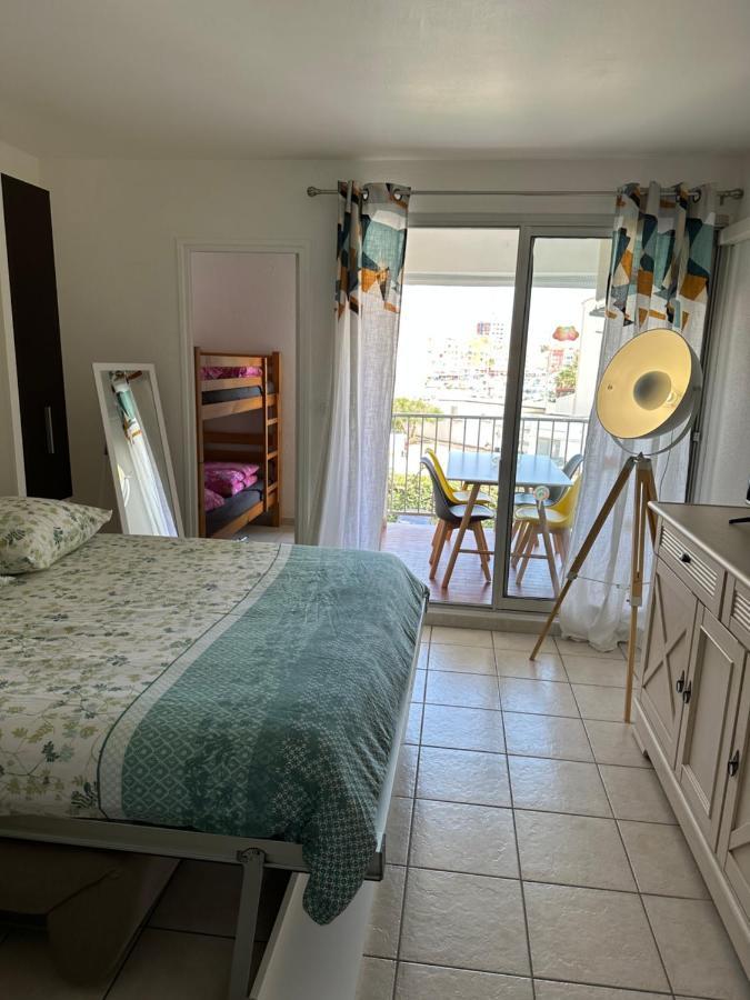 Vue Sur Le Port Apartman Agde Kültér fotó